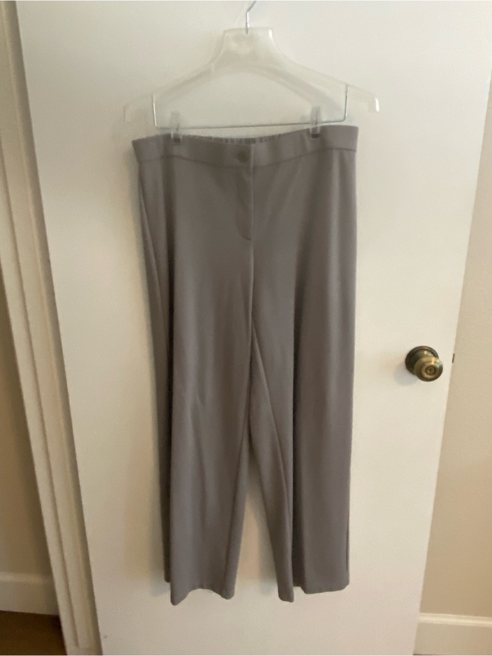 Eileen Fisher Straight-Leg Pull-On Trousers in Gray